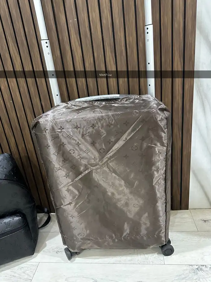طقم شنطة LV لويس فيتون حفر اسود 21