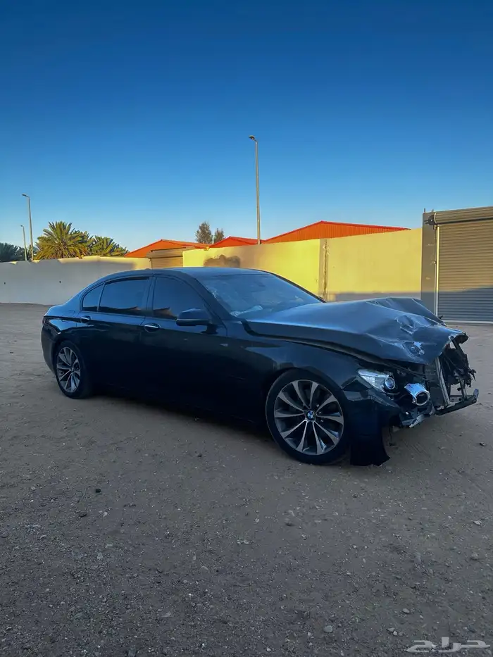 بي ام دبليو BMW 2015 مصدومة على حالتها الراهنه 3