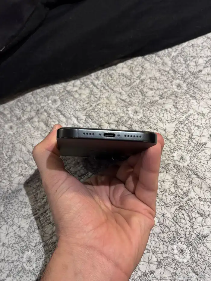ايفون iPhone 16 pro max 256 تم البيع 2