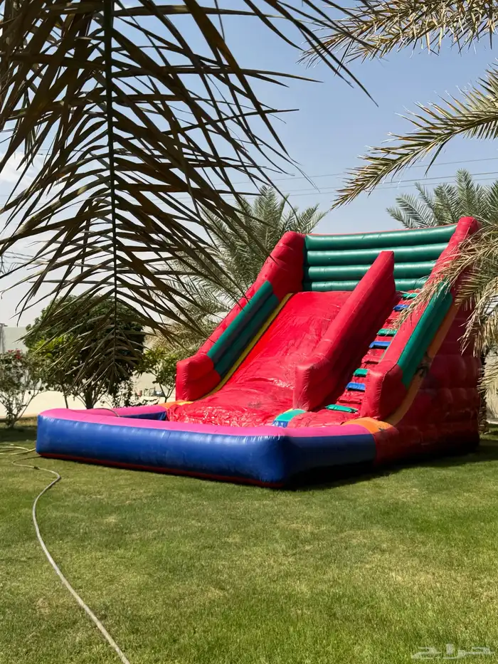 تاجير ملعب صابوني نطيطة زحليقة 1