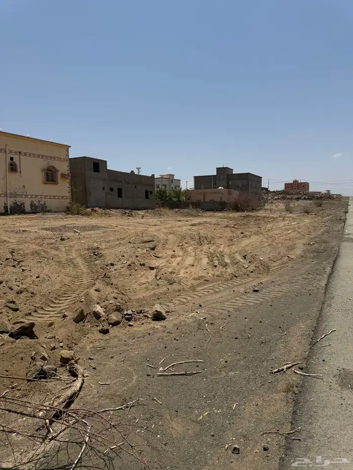 قطعتين ارض في الباحه حي جرد 4
