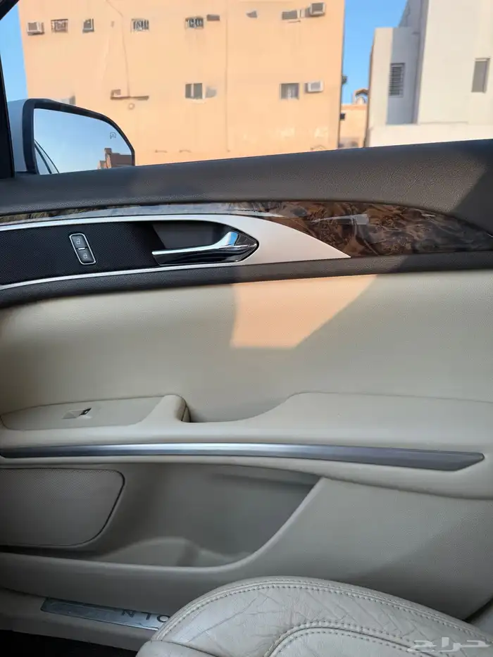 ليكون MKZ 2015 18