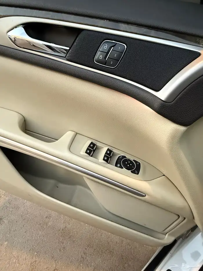 ليكون MKZ 2015 32