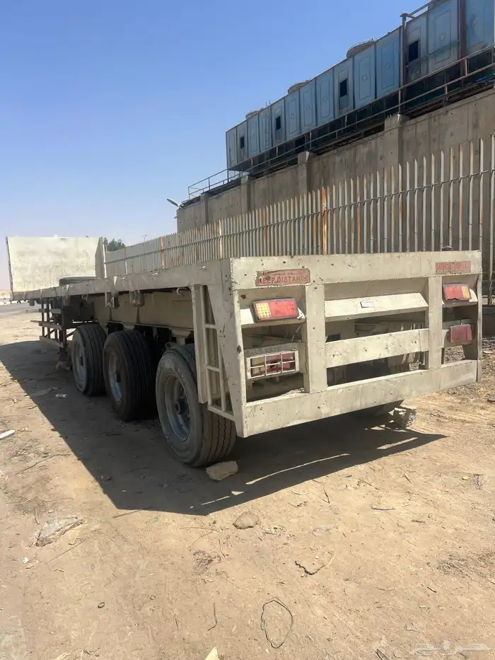 للبيع تيدر سطحه ساف طول 13.60سسته فوق الدنقل. 0