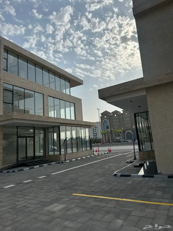مكاتب للإيجار 2