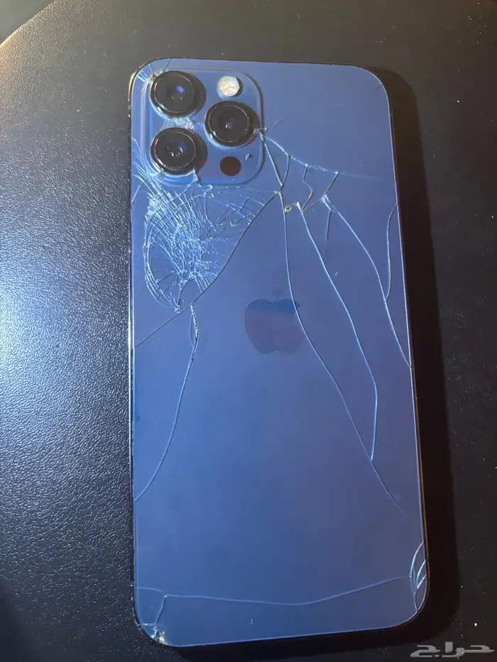 للبيع أيفون 12بروماكس 1