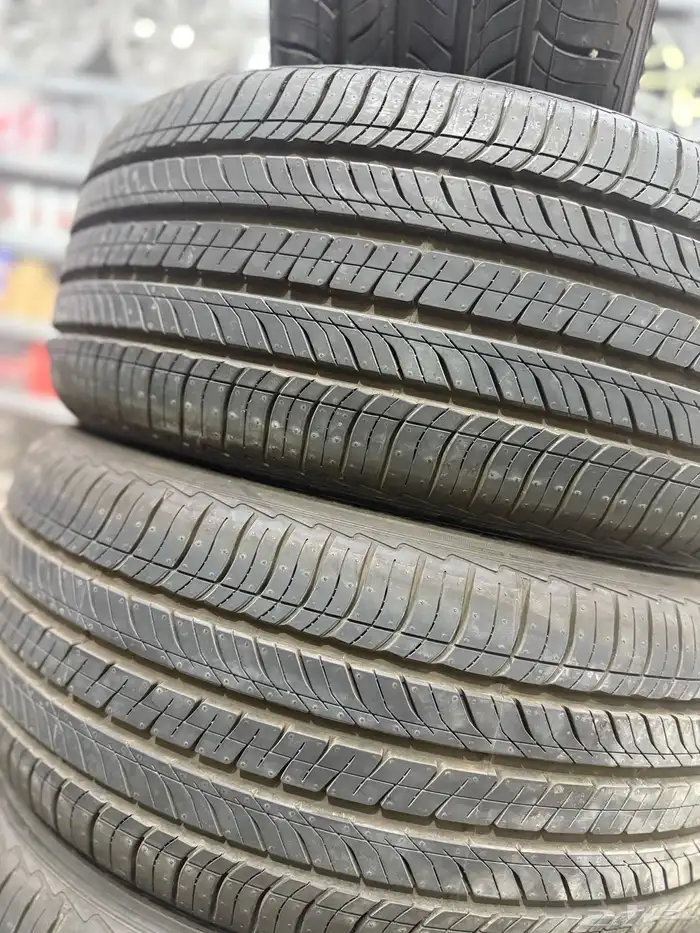 235 50 18 كفرات ماكسيس بزرعها م فرق ع الجديد مقاس وكالة تورس 3