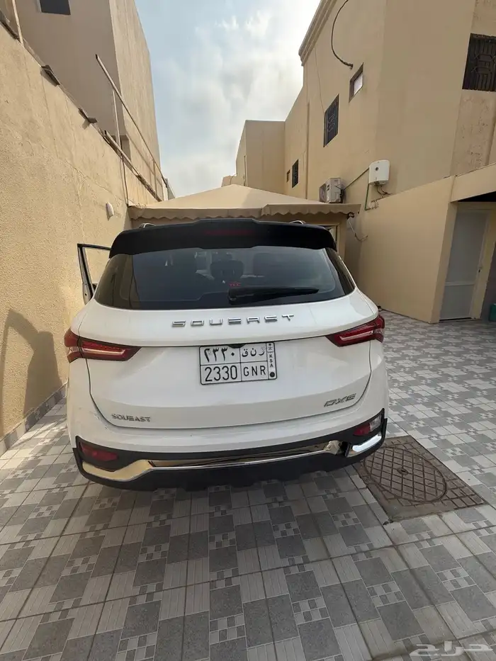 ساوث ايست 4