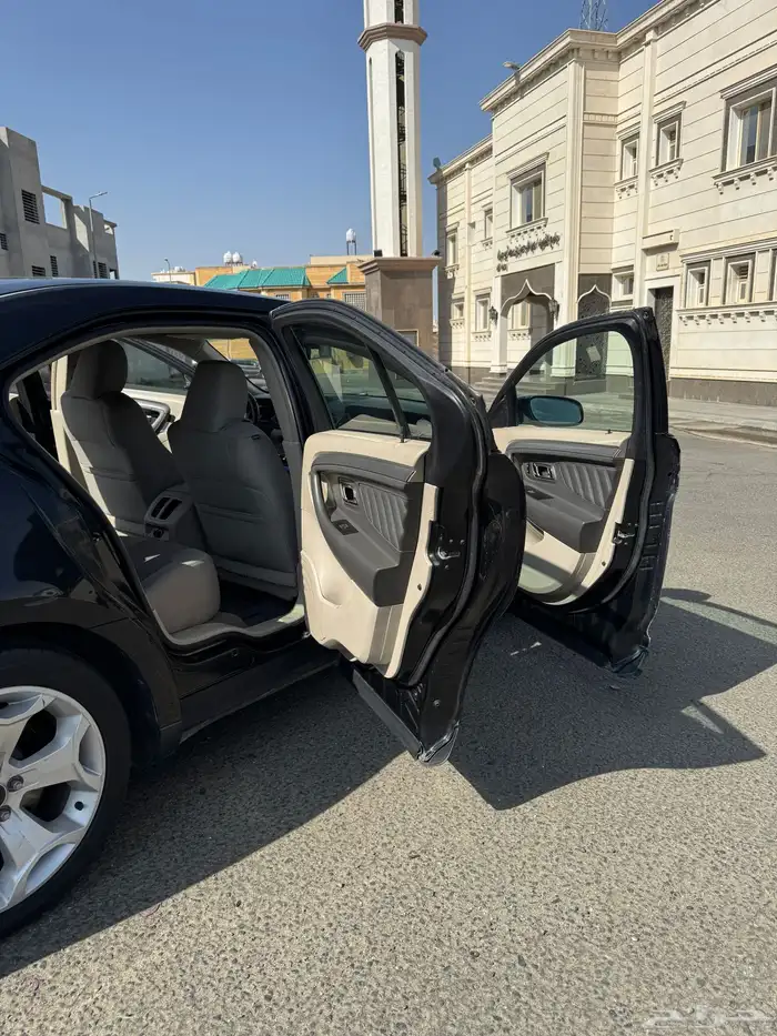 فورد تورس2010 15