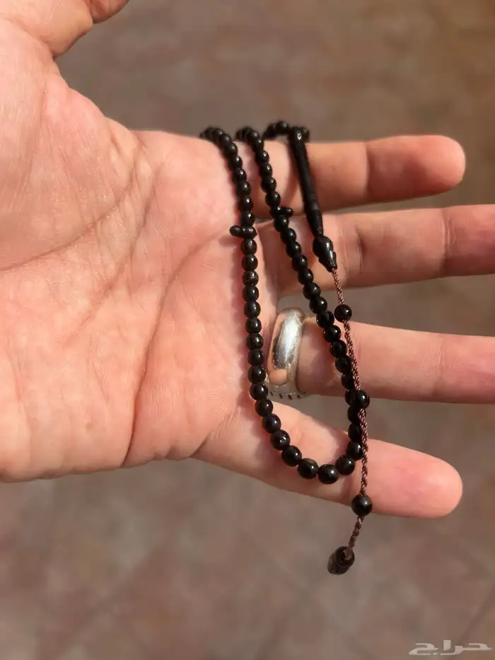 100 خرزه سبحة مرجان يسر اسود ذهبي احمر مميزة 4