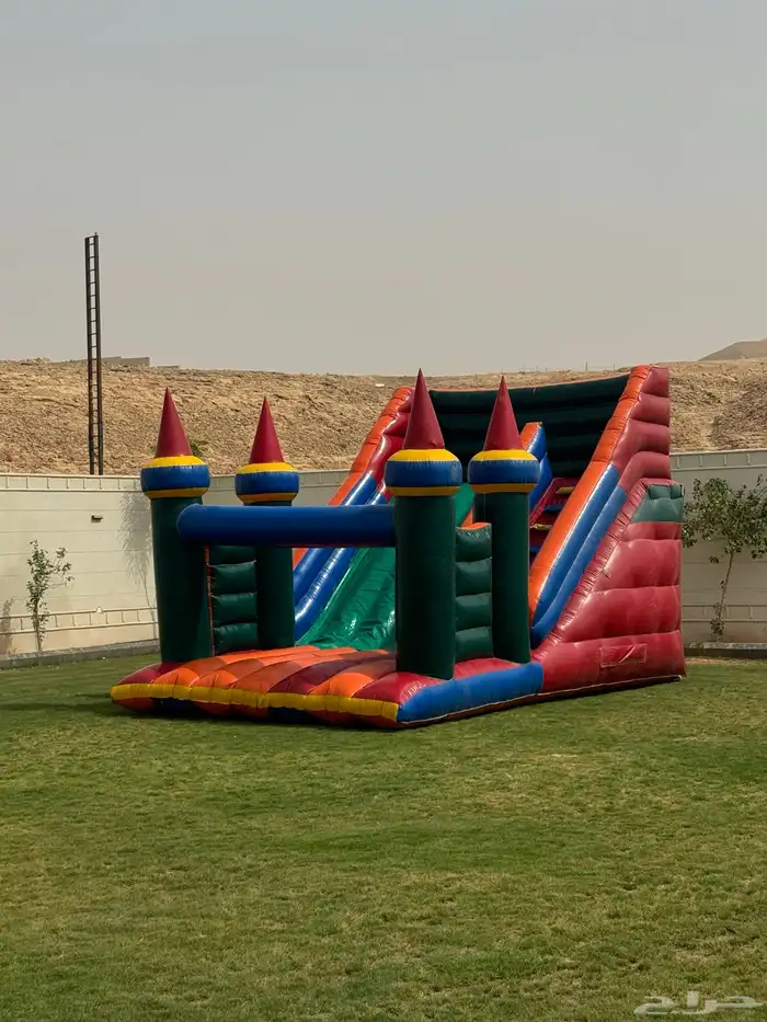 تاجير ملعب صابوني نطيطة زحليقة 8