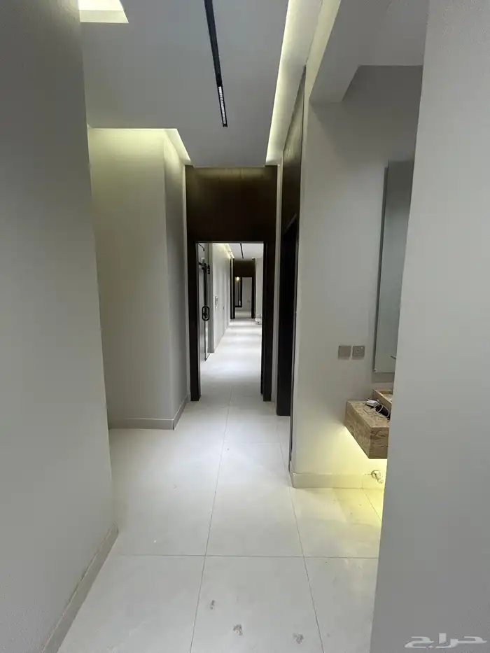 للتمليك فلل روف علوي وأرضي بحي اليرموك 3