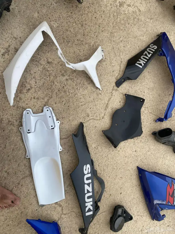 قطع واستكارات ريس سزوكي 600 مديل 6 و 7 24