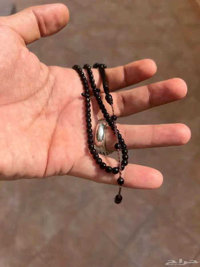 100 خرزه سبحة مرجان يسر اسود ذهبي احمر مميزة 3