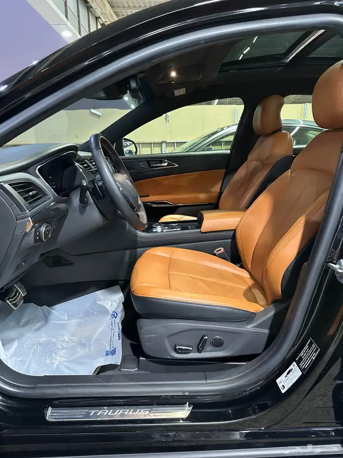 فورد توروس 2022 تيتانيوم وكالة 38