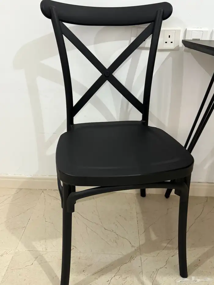 طاولة طعام مع 2 كراسي 1