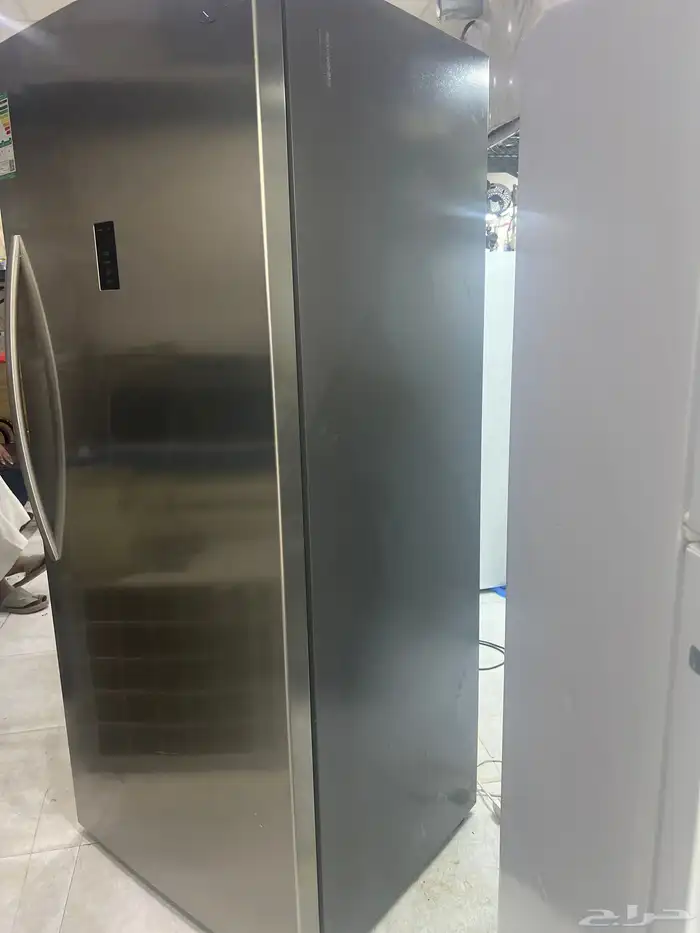 للبيع ثلاجه نظفيه باب واحد كبيره 2