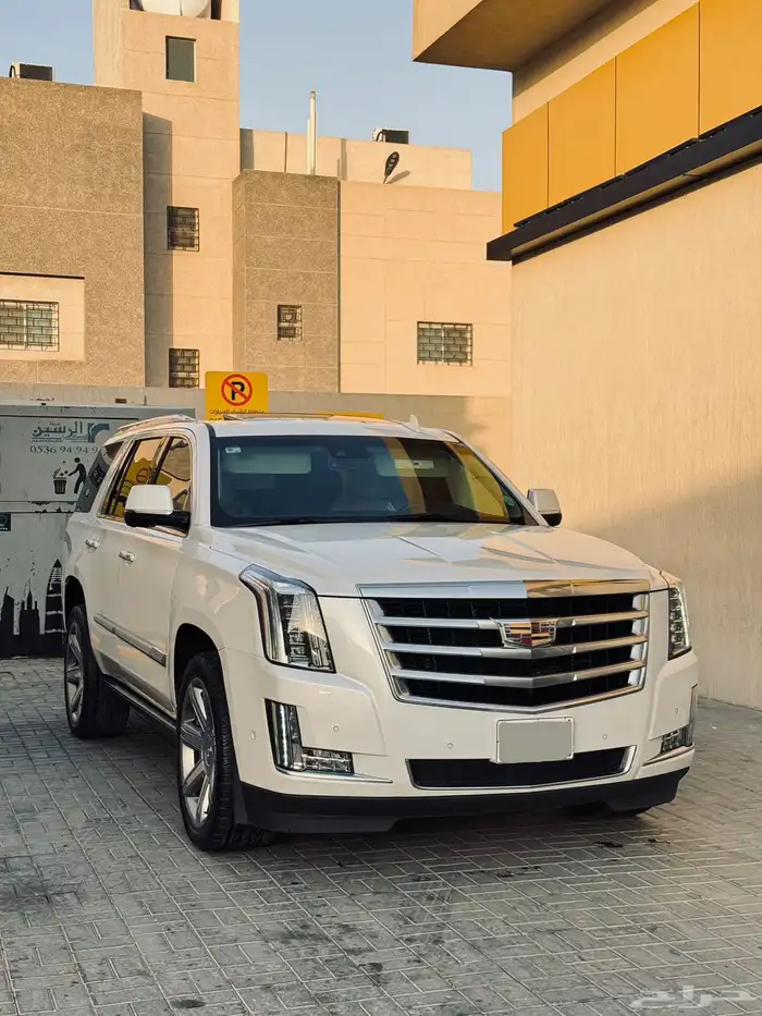 كاديلاك اسكاليد 2018 ESCALADE SEWELL 1
