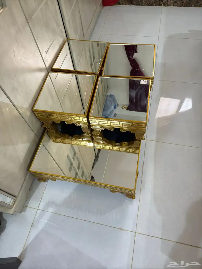 طاوله ارضية 1