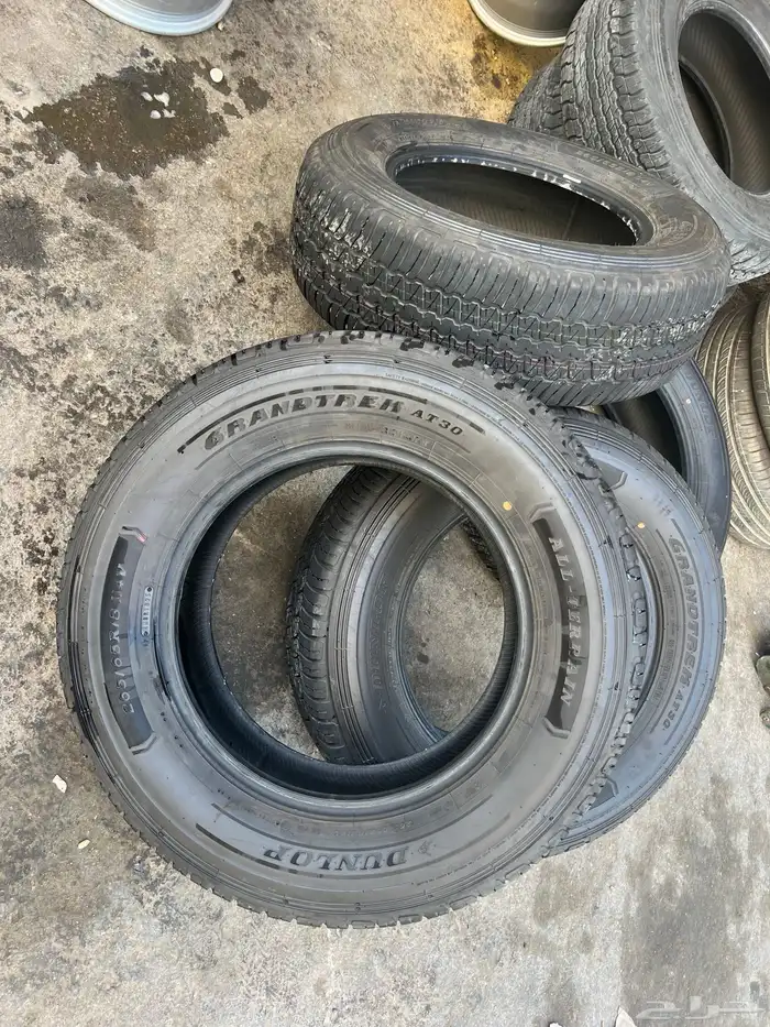 طقم كفرات منزل اخوالجديد دنلوب مقاس 265.65.18تاريخ 2025 9