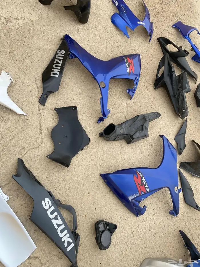 قطع واستكارات ريس سزوكي 600 مديل 6 و 7 25