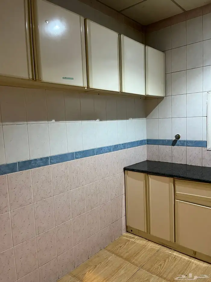 شقق للايجار مفروشه ومتوفر شقق بلاط 12