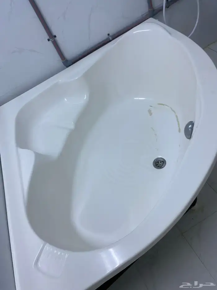 للبيع بانيو سباحه 1