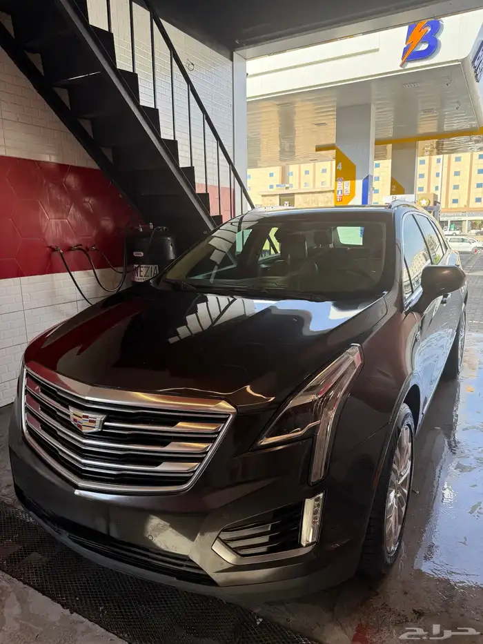 كاديلاك XT5 0