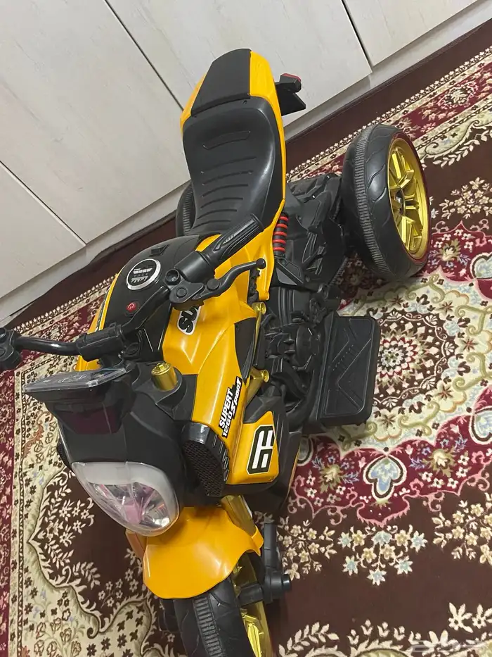 سيارة كهربائية 2