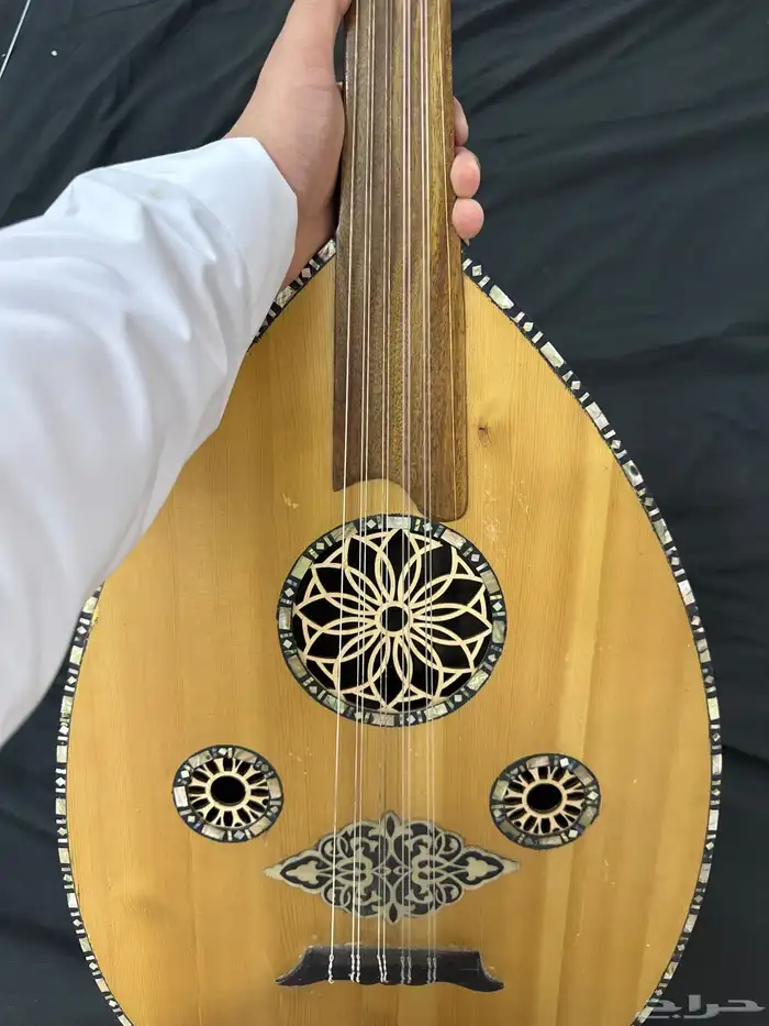 عود معلم عنه شيء 3