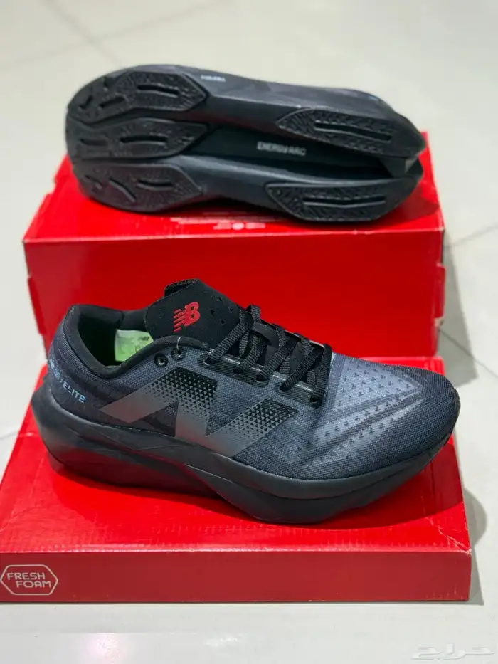 شوزات نيوبالانس رياضية 4