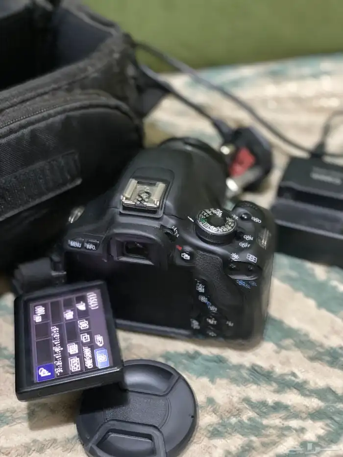 للبيع كاميرا كانون D600 3
