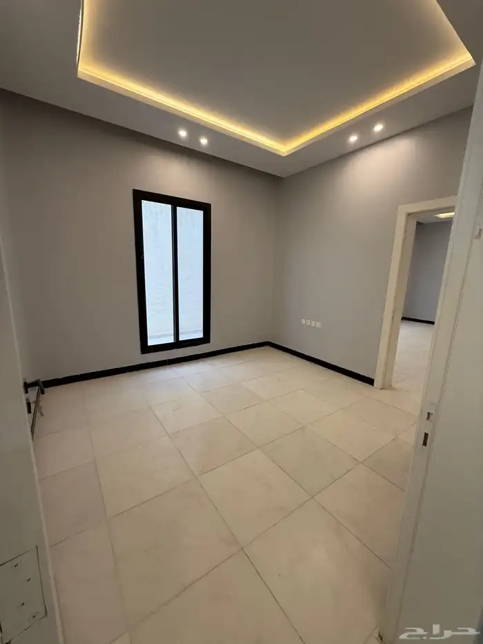 دور ارضي للايجار حي عكاظ 10