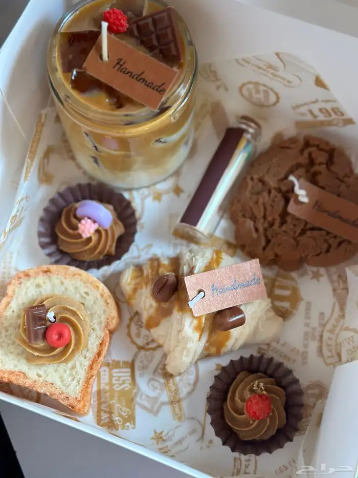 شموع اشكال مختلفه ومميزه وروايح جميله candles 0