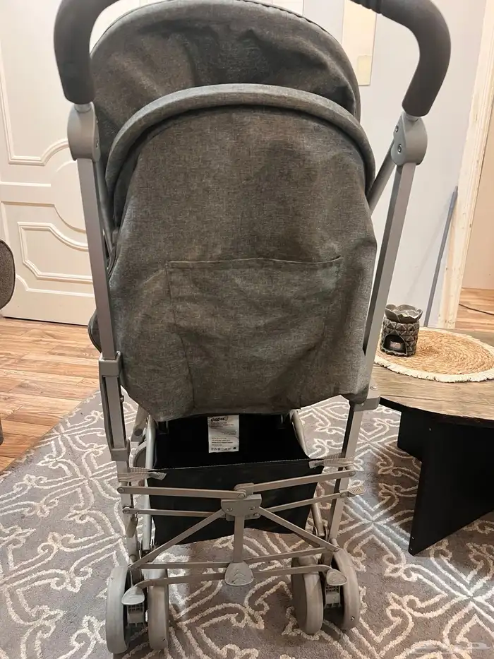 عربة اطفال وثلاجة صغيرة للبيع 3