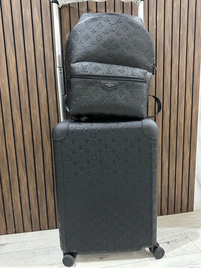طقم شنطة LV لويس فيتون حفر اسود 0