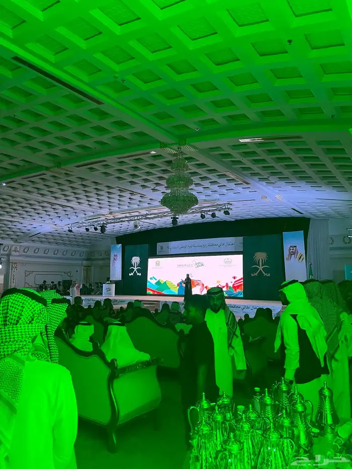 تأجير شاشات LED وإضاءة وصوتيات للمؤسسات والحفلات 21