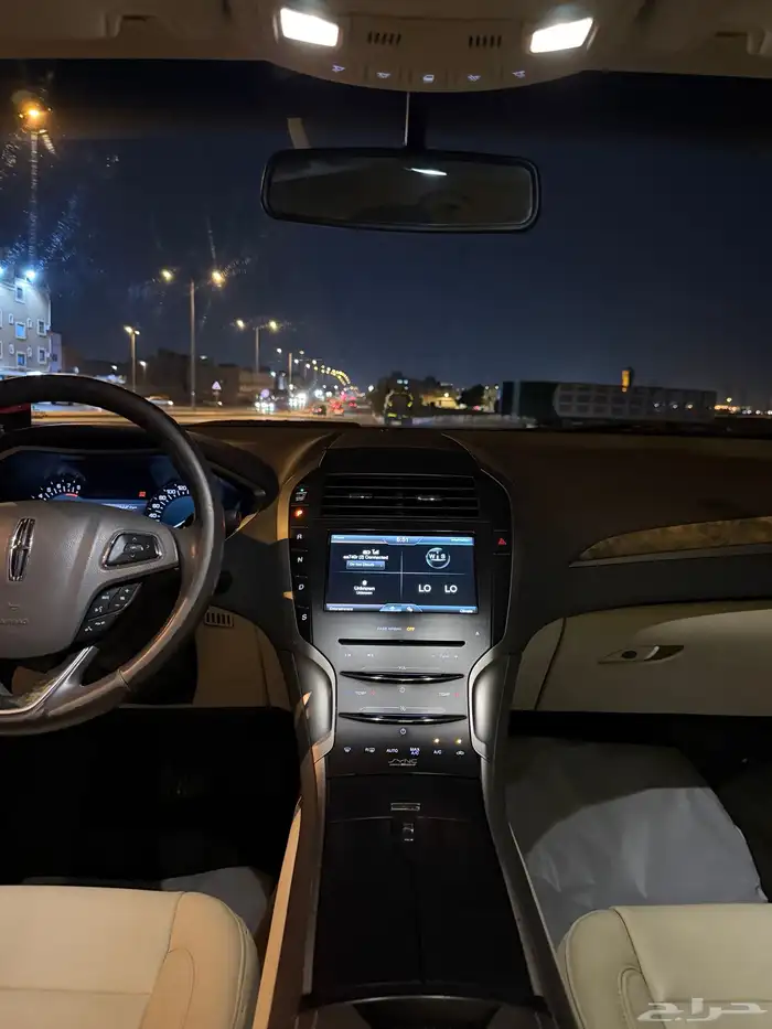 ليكون MKZ 2015 26