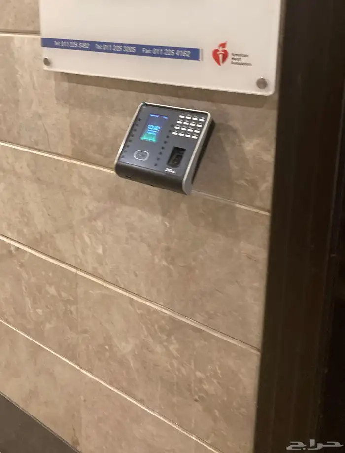 جهاز حضور وانصراف للموظفين يسع 3000 عملية بصمة وجه وإصبع 0