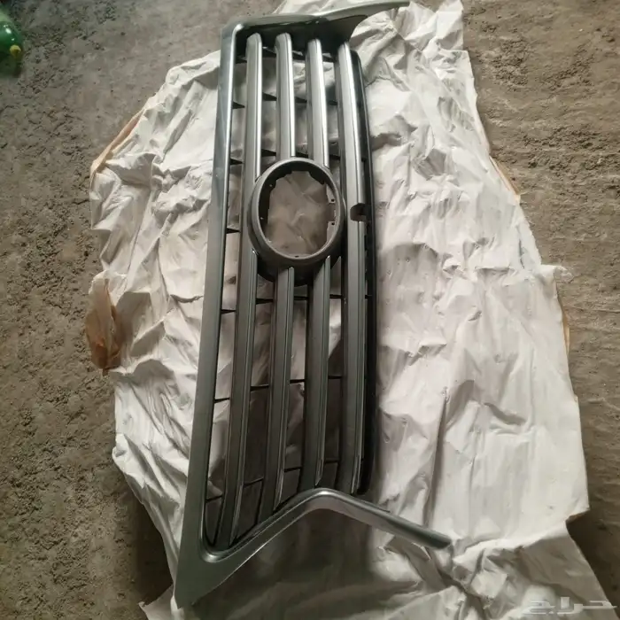 شبك جيب لكزس 2013 اصلي وكاله 0