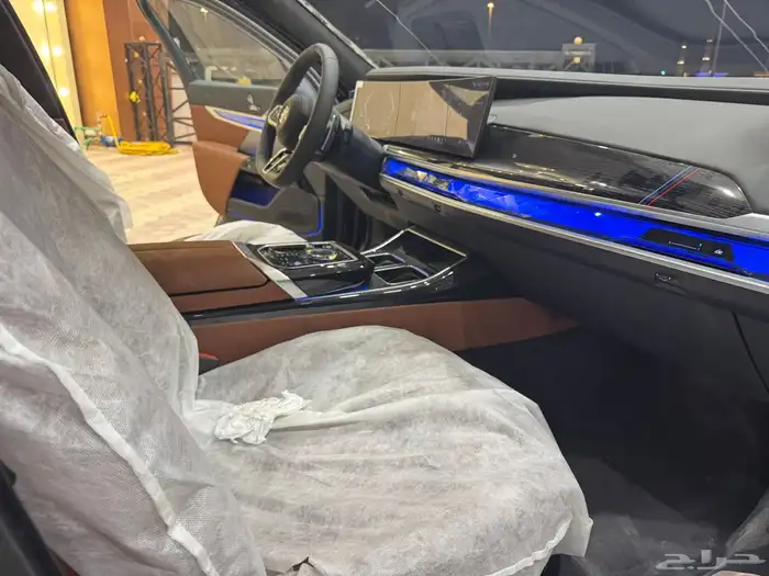 متوفر BMW 2026 735 2