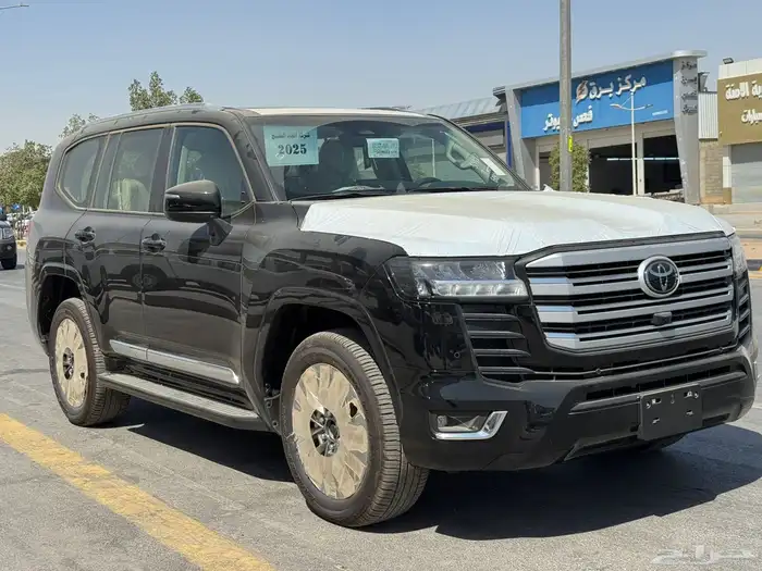 لاند كروزر. GXR -L4. سعودي أسود 2025 بالكاش والاقصاد 1