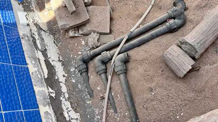 فلتر مسبح نظيف علي الشرط 5