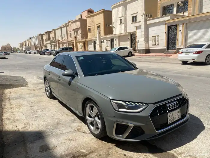 اودي A4 السوم 70الف 2