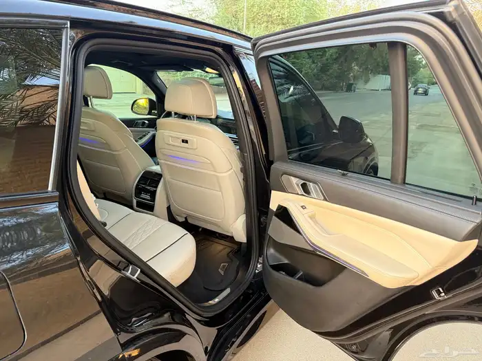 بي ام دبليو x5 2020 اسود 10