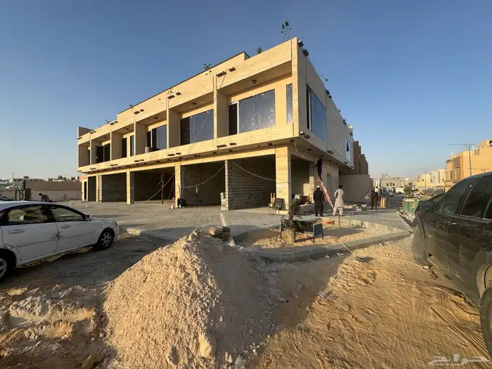 للايجار مكاتب ومعارض السدران جديده شمال الرياض حى النرجس 0