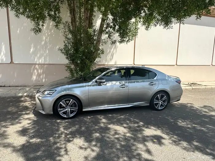 لكزس GS350 2018 15