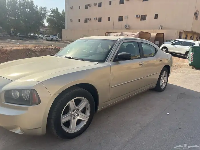 للبيع دودج شارجر 2008 1