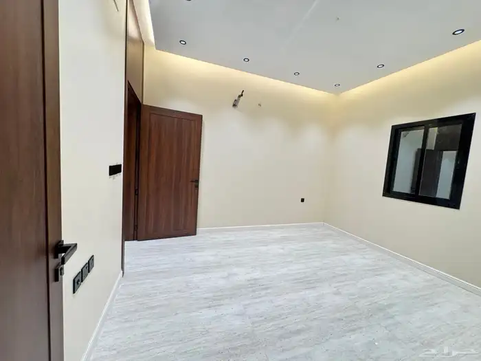 ادوار مكرره للبيع تشطيب ممتاز 6