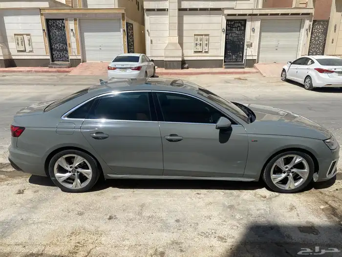 اودي A4 السوم 70الف 3